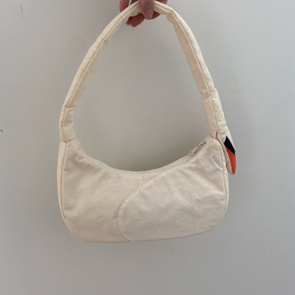 Baggy Swan shoulder bag